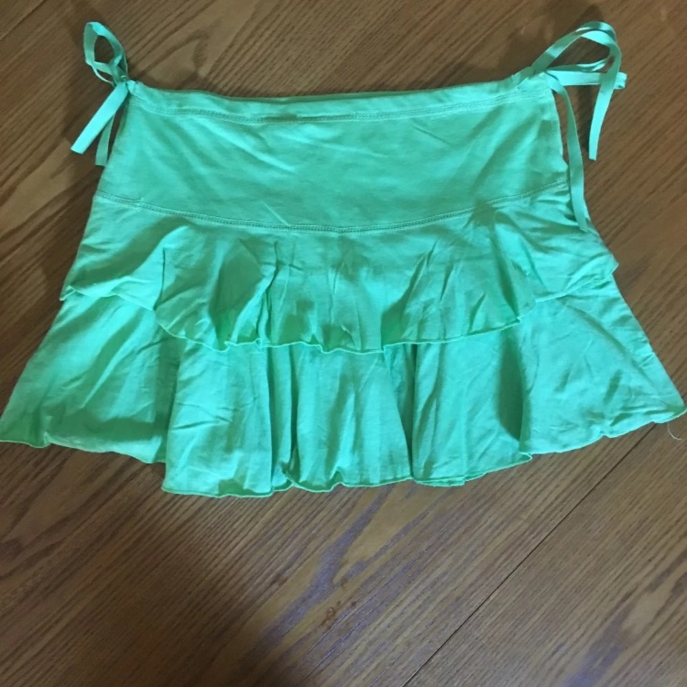 Juniors “energie” Skirt. NWOT.
